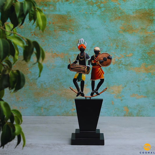 Coshal Wrought Iron Tribal Figures Metal For Mementos | Coshal | CM07