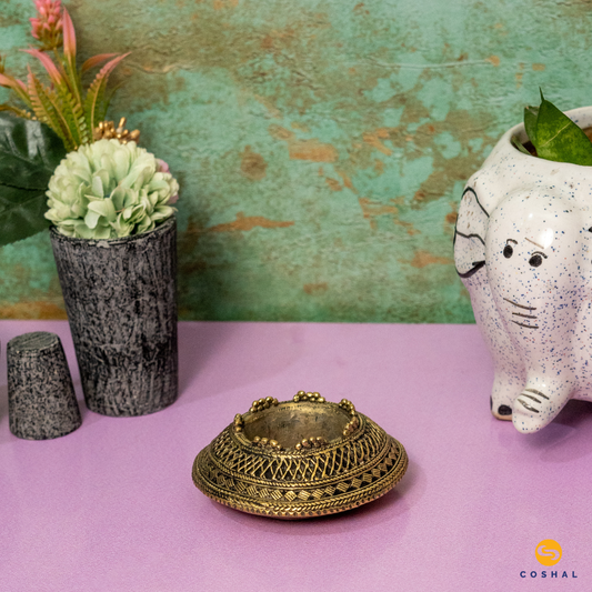 Handcrafted Brass Dhokra Decorative Ash Tray | Coshal | CD85 1