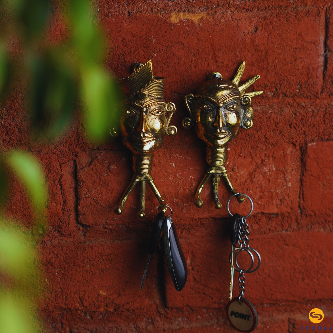 Madia Madin Key Holder | Dhokra Brass Decor | Coshal | CD06 2