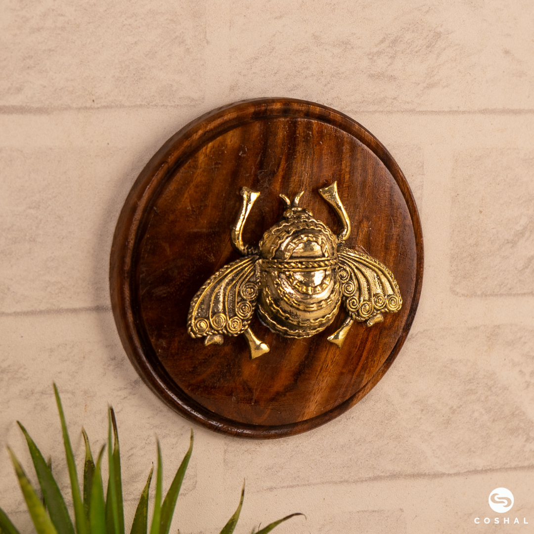 Productive Bee Desk  & Wall Plaque