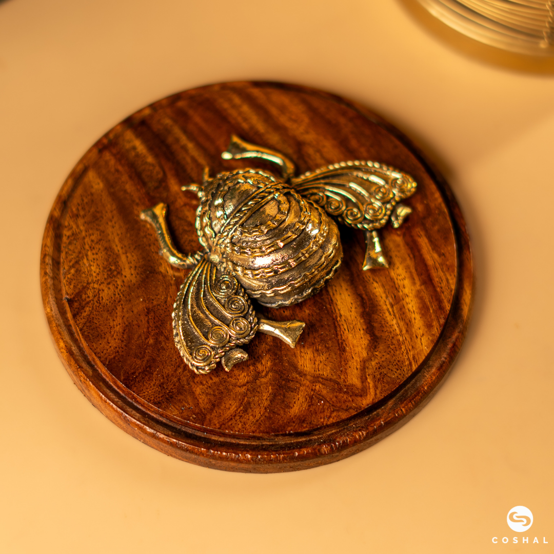 Productive Bee Desk  & Wall Plaque