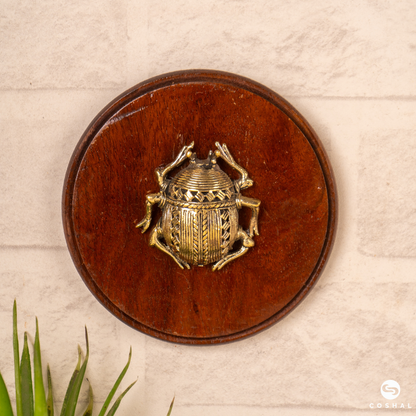 Auspicious Beetle Desk  & Wall Plaque